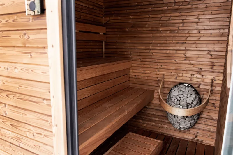 Turn Up the Heat (Then Cool It Down): The Science of Temperature as a Detox Tool